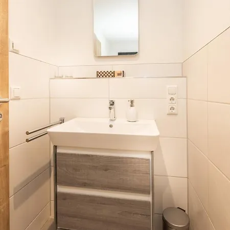 Mueggelberge Apartman *